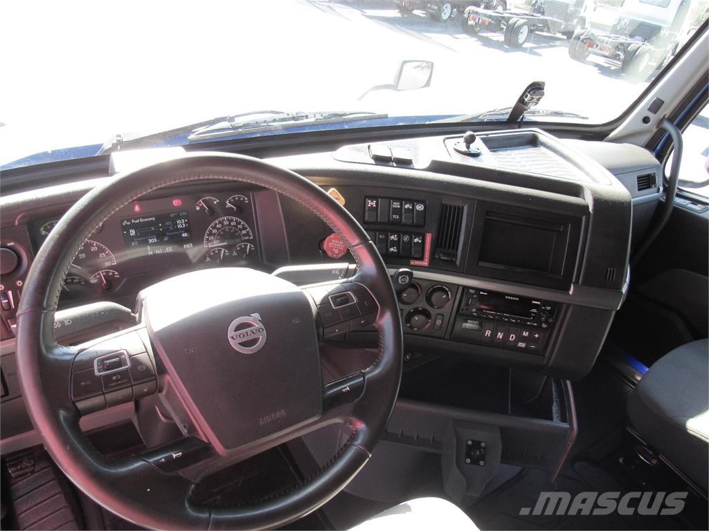 Volvo VNL860 Ťahače