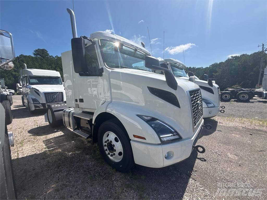 Volvo VNR42T300 Ťahače