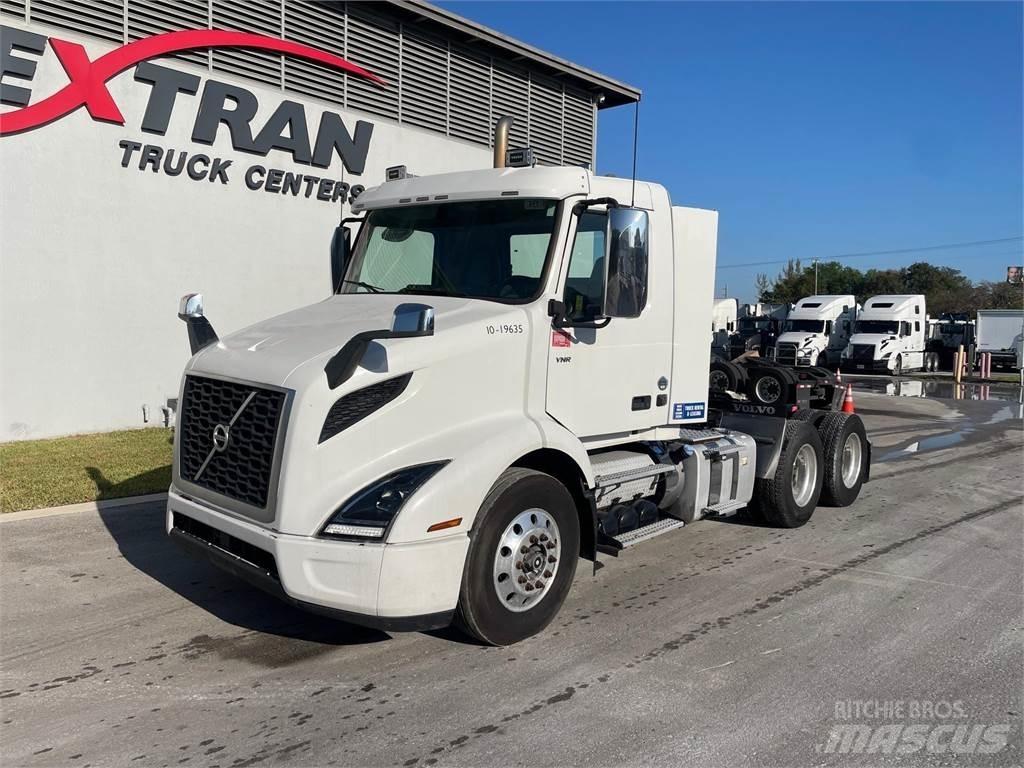 Volvo VNR64T Ťahače