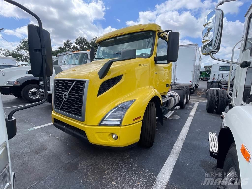 Volvo VNR64T300 Ťahače