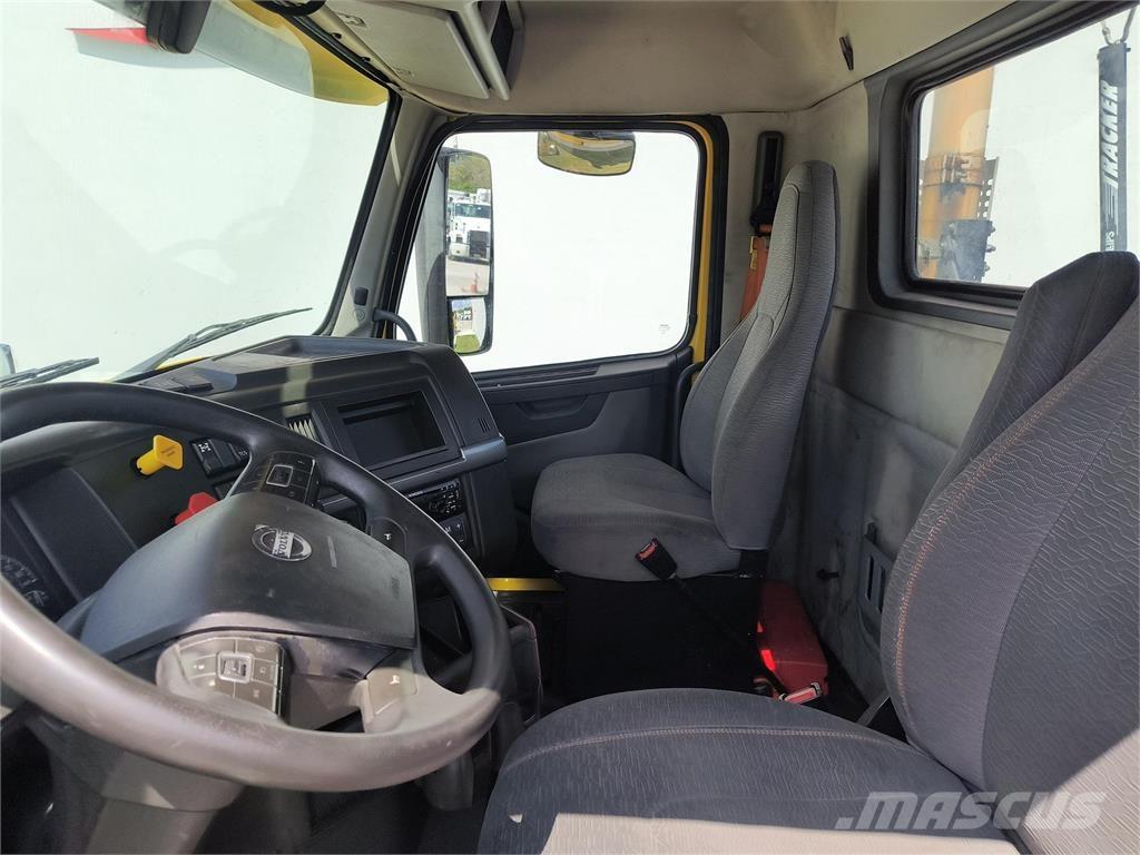 Volvo VNR64T300 Ťahače