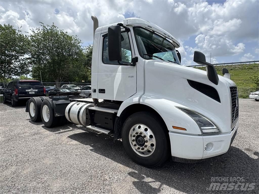 Volvo VNR64T300 Ťahače