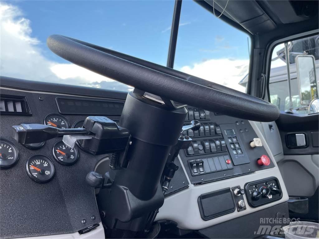 Wstar 4700SB Ďalšie nákladné vozidlá