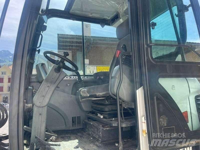 Bobcat E55W Kolesové rýpadlá