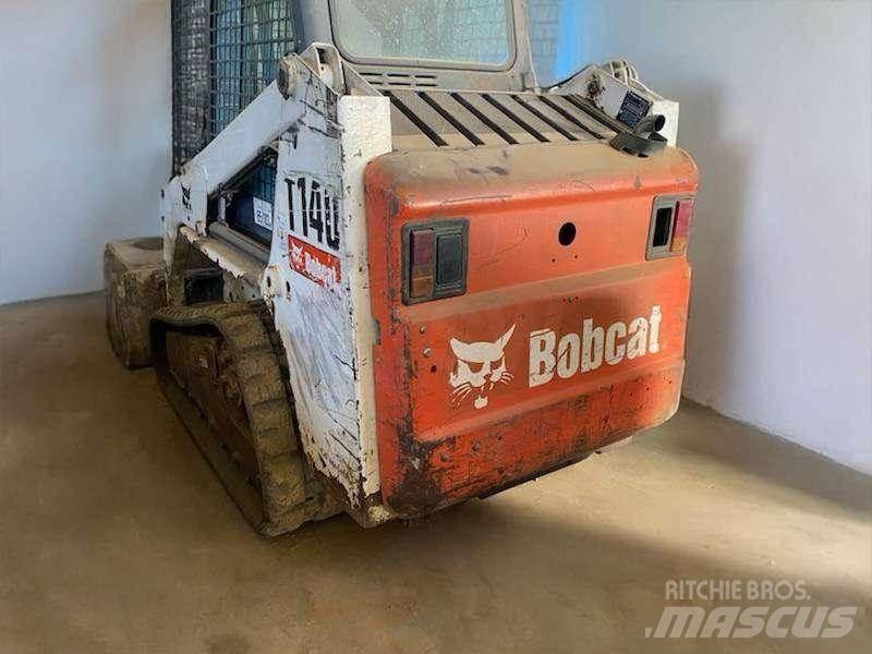 Bobcat T140 Mininakladače