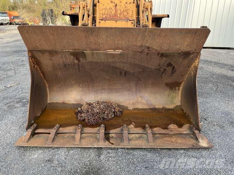 CASE W14 Kolesové nakladače