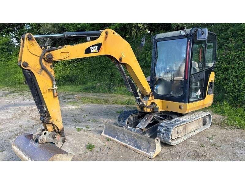 CAT 302.5C Mini rýpadlá < 7t