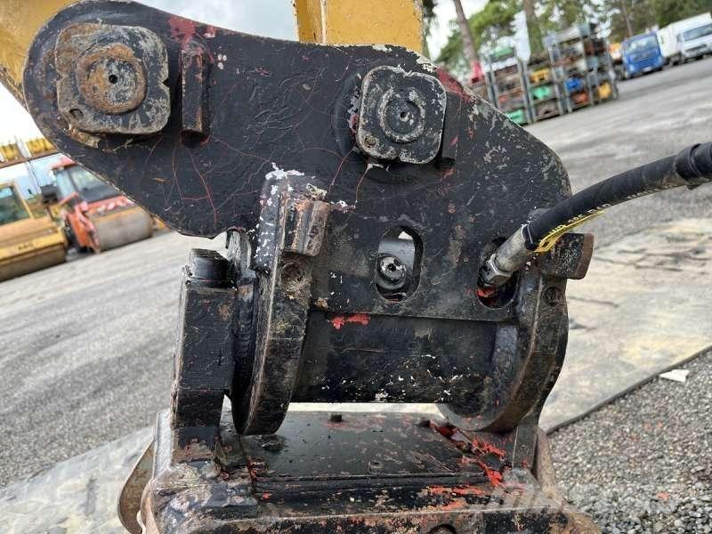 CAT 302.7DCR Mini rýpadlá < 7t