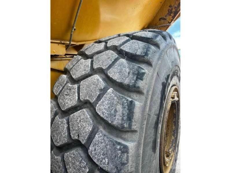 CAT 740GC Kĺbové nákladné autá