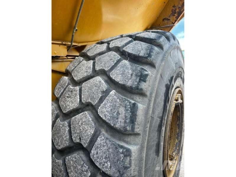 CAT 740GC Kĺbové nákladné autá