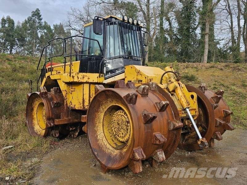 CAT 826GII Pôdne kompaktory