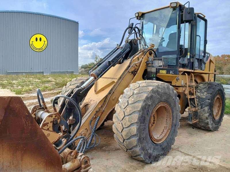 CAT 930H Kolesové nakladače