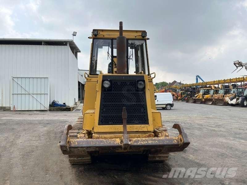 CAT 943 Pásové nakladače