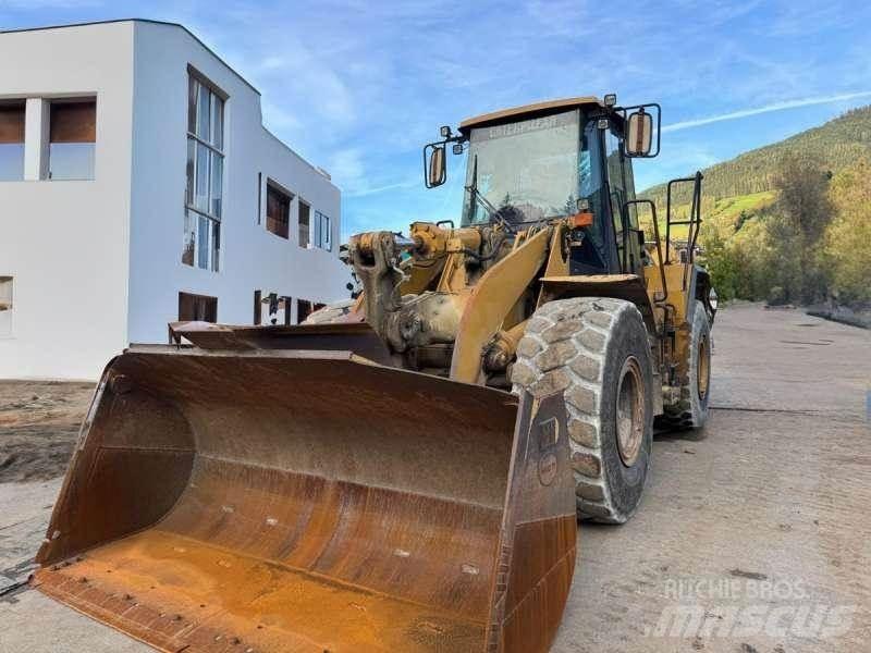 CAT 950G Kolesové nakladače