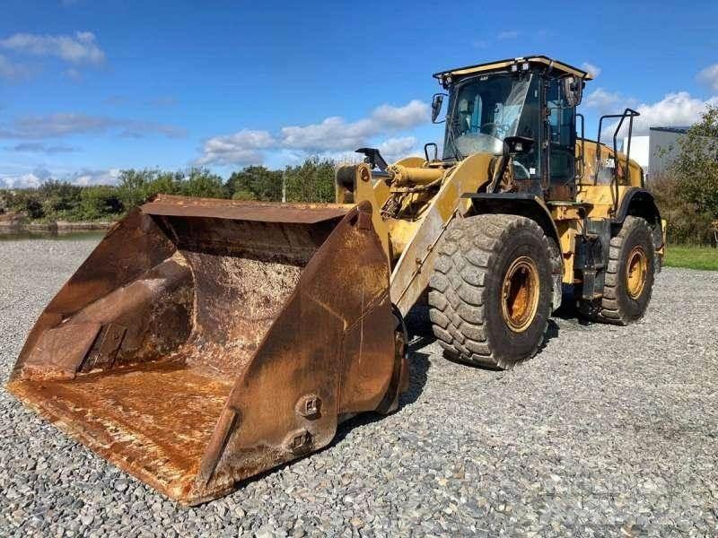 CAT 950M Kolesové nakladače