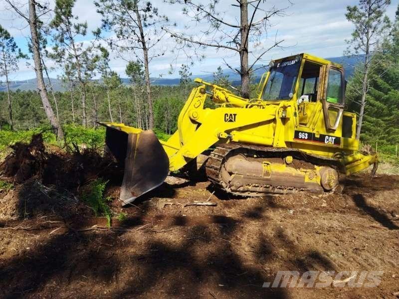 CAT 963 Pásové nakladače