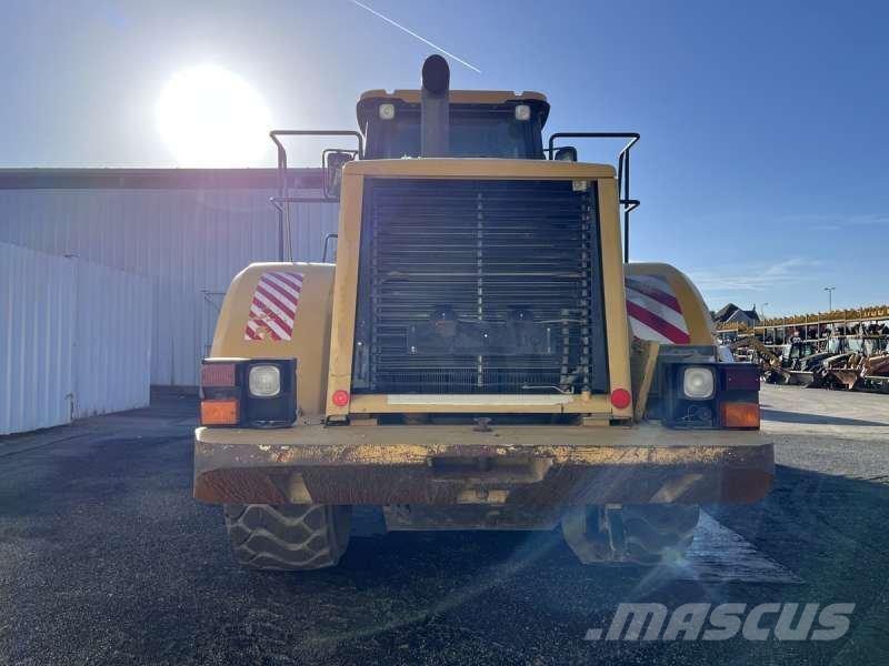 CAT 966G Kolesové nakladače