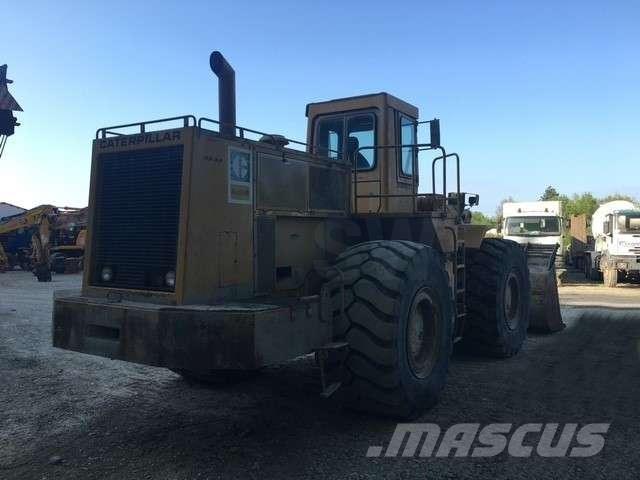 CAT 988B Kolesové nakladače