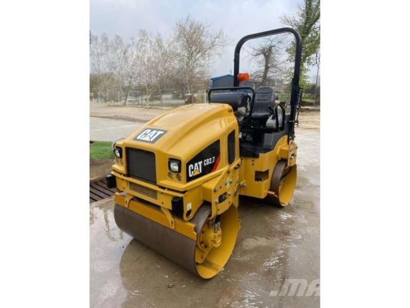 CAT CB2.7 Pôdne kompaktory