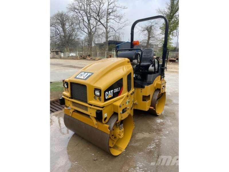 CAT CB2.7 Pôdne kompaktory