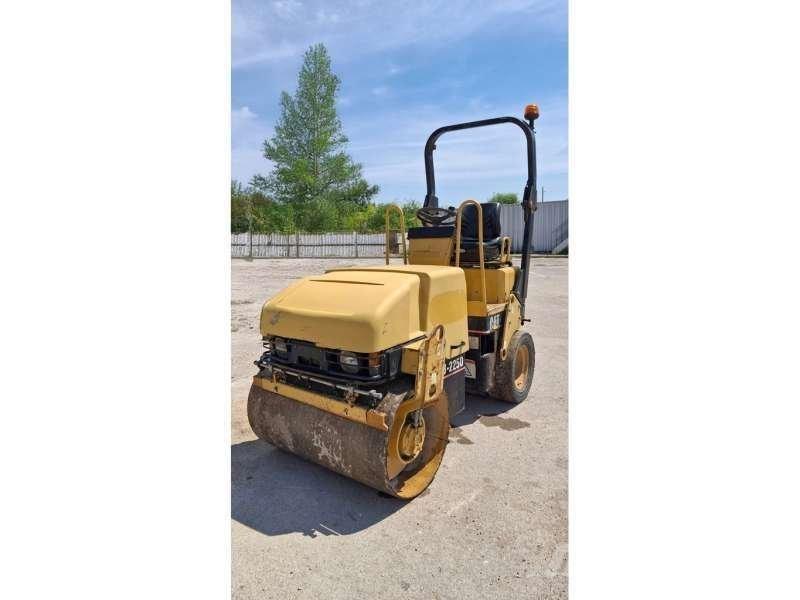 CAT CB225D Pôdne kompaktory