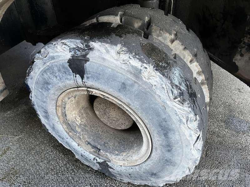 CAT M325D MH Stroje pre manipuláciu s odpadom