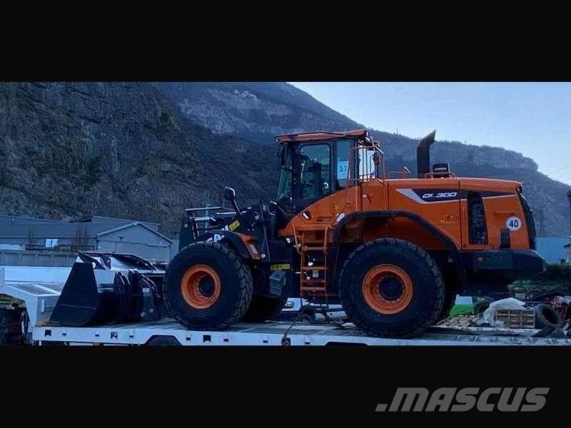 Doosan DL300 Kolesové nakladače