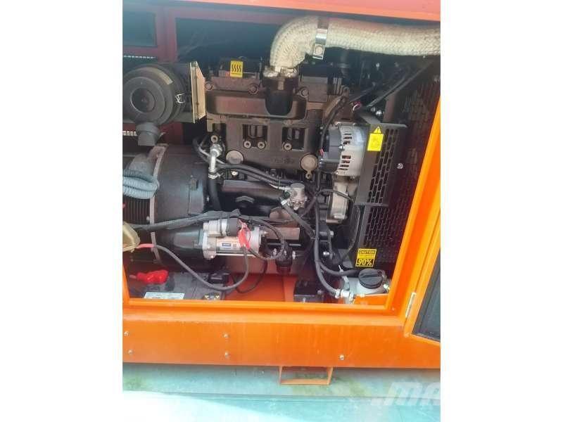  Gruau 22 KVA Naftové generátory