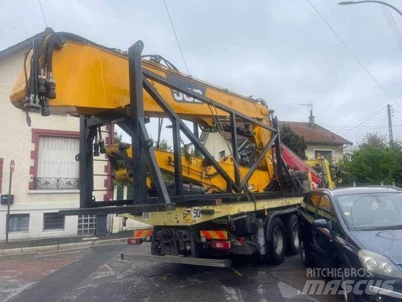 JCB JS360 Demolačné rýpadlá