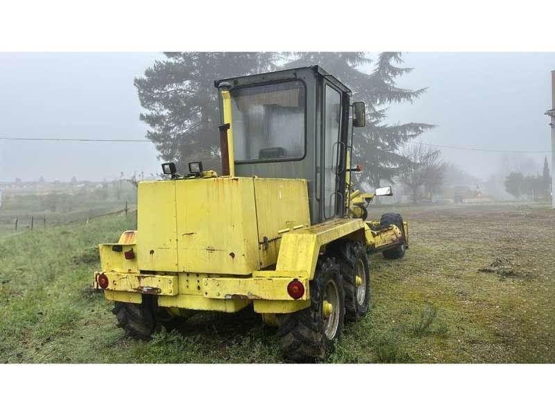 O&K F106A Grejdery