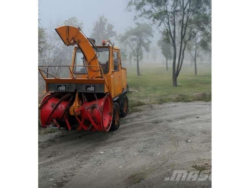 Rolba R200 Komunálne / Multi-úžitkové vozidlá