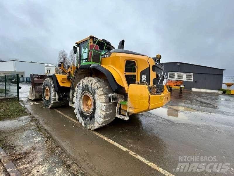 Volvo L220H Kolesové nakladače