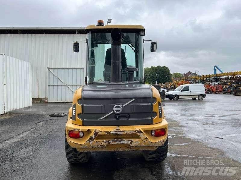 Volvo L30G Mininakladače