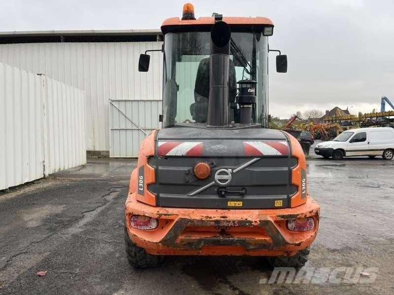 Volvo L30G Mininakladače