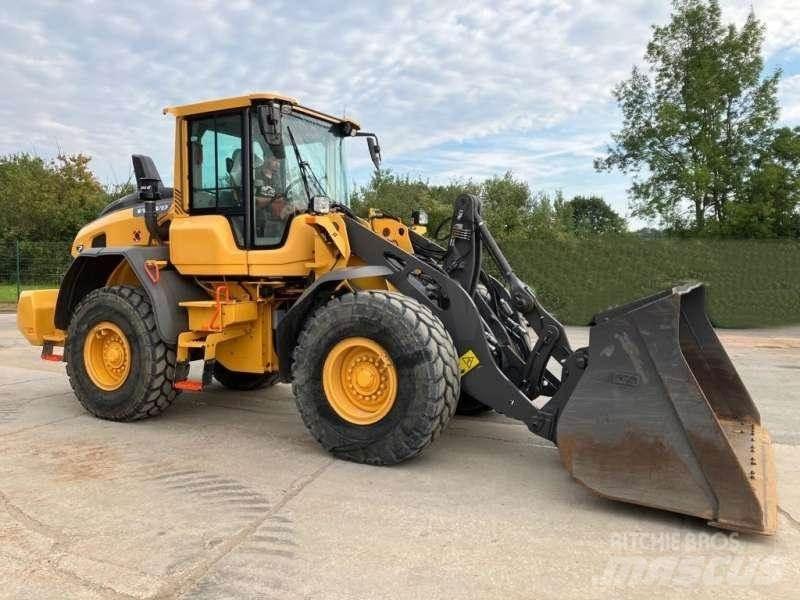 Volvo L90H Kolesové nakladače
