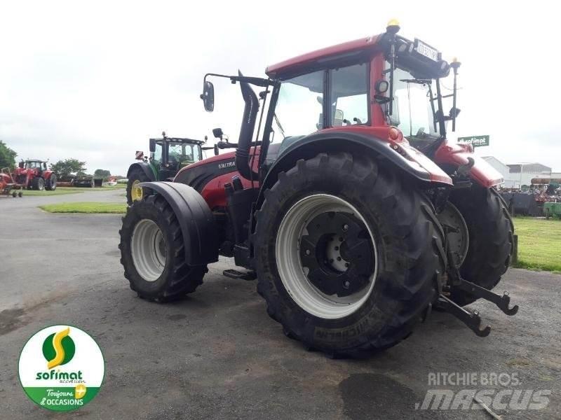 Valtra T183 Traktory