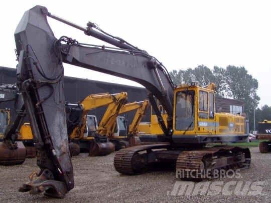 Åkerman EC450 Pásové rýpadlá