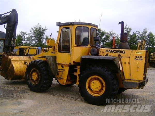 Hanomag 44D Kolesové nakladače
