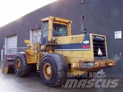 Komatsu WA450-1 Kolesové nakladače