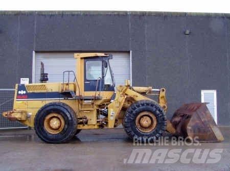 Komatsu WA450-1 Kolesové nakladače