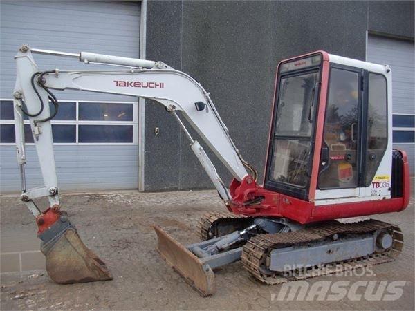 Takeuchi TB035 Mini rýpadlá < 7t