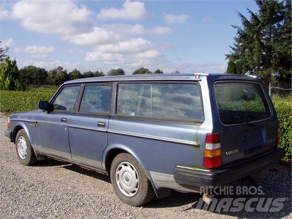 Volvo 240GL Automobily