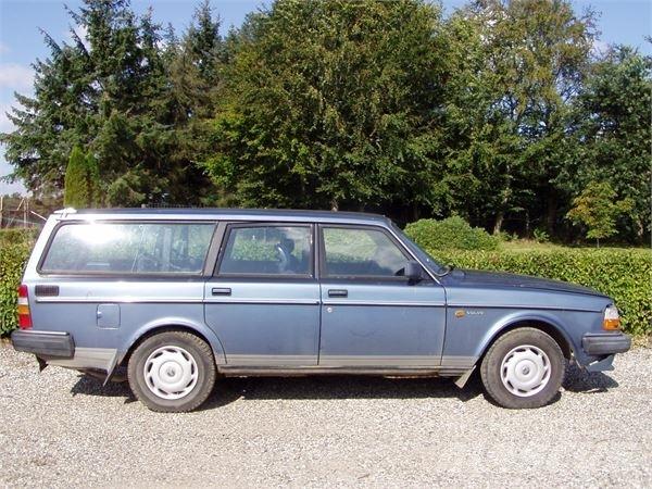 Volvo 240GL Automobily