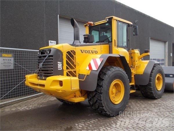 Volvo L110F Kolesové nakladače