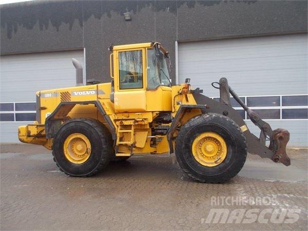 Volvo L120D Kolesové nakladače