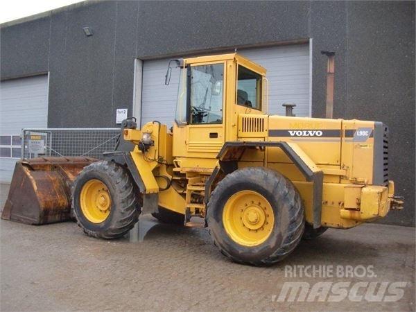 Volvo L90C Kolesové nakladače