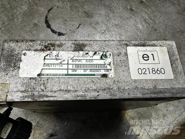  xMulti-in A934 C Kabíny a interiér