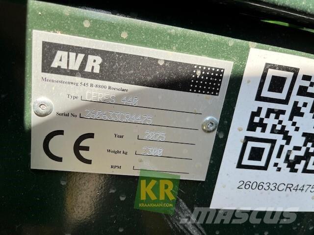 AVR Ceres 440 Sadiace stroje