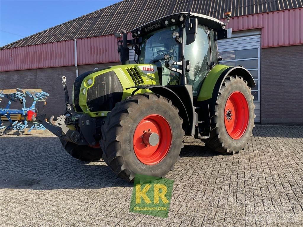 CLAAS Arion 530 Traktory