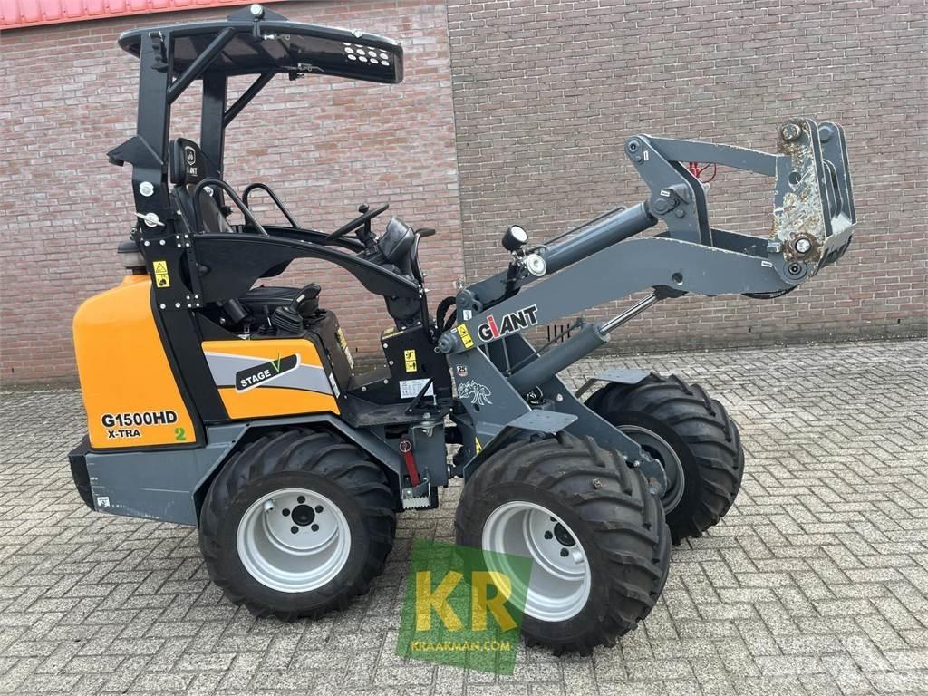 GiANT G1500 Čelné nakladače a rýpadlá